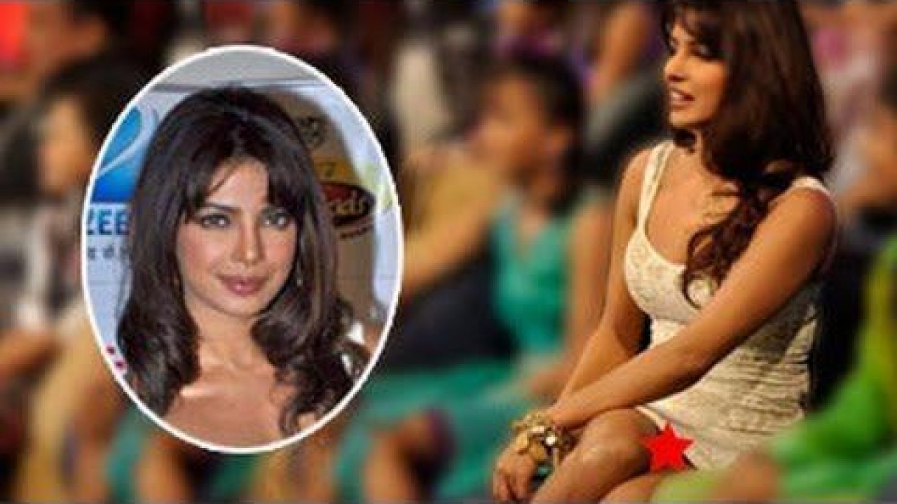 Priyanka Chopra S Wardrobe Malfunction