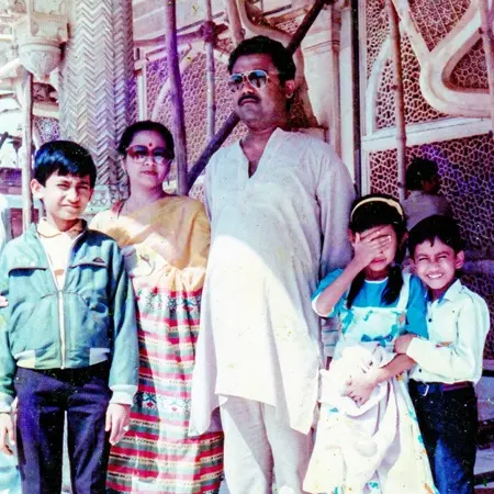 childhood picture of barsha rani bishaya with her family