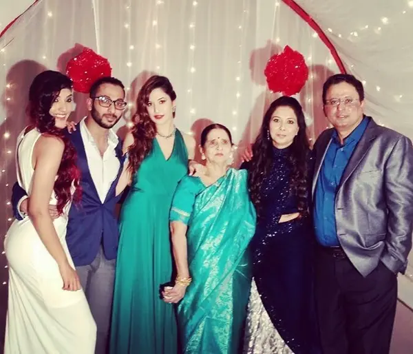 natasha assadi with her family