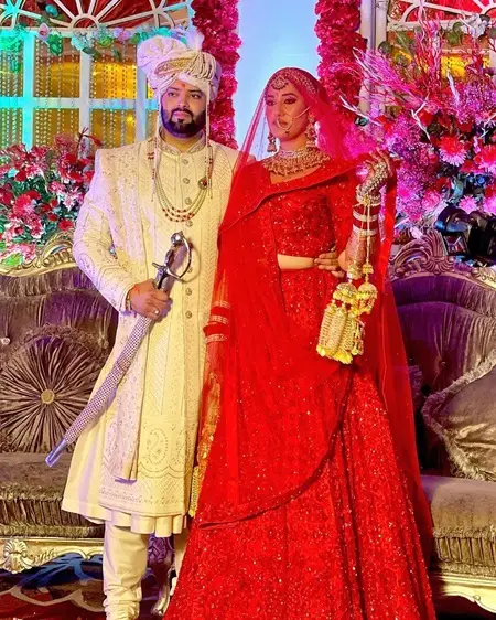 wedding picture of natasha assadi and gaurav sharma