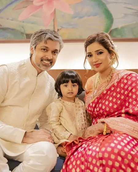 shreya ghoshal and shiladitya mukhopadhyaya with son devyaan