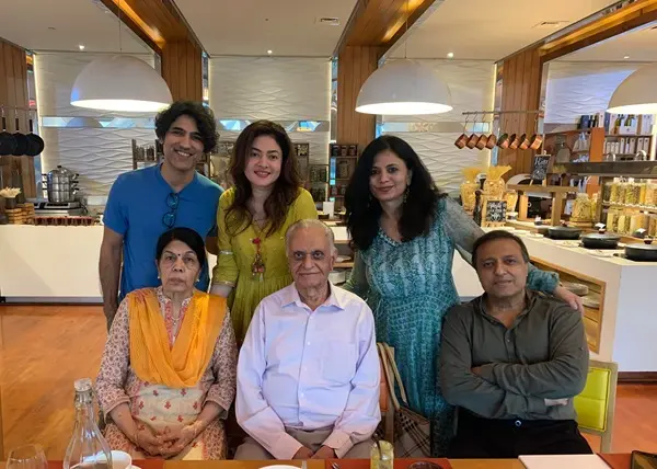sonal sehgal with her family